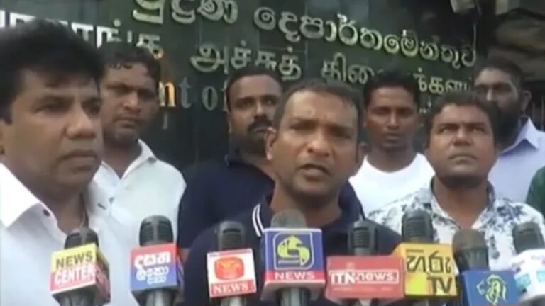 රජයේ මුද්‍රණාලයේ ඡන්ද පත්‍රිකා මුද්‍රණයට බාධා.. වෘත්තීය සමිති රැසක් සංවිධානය වෙයි.!