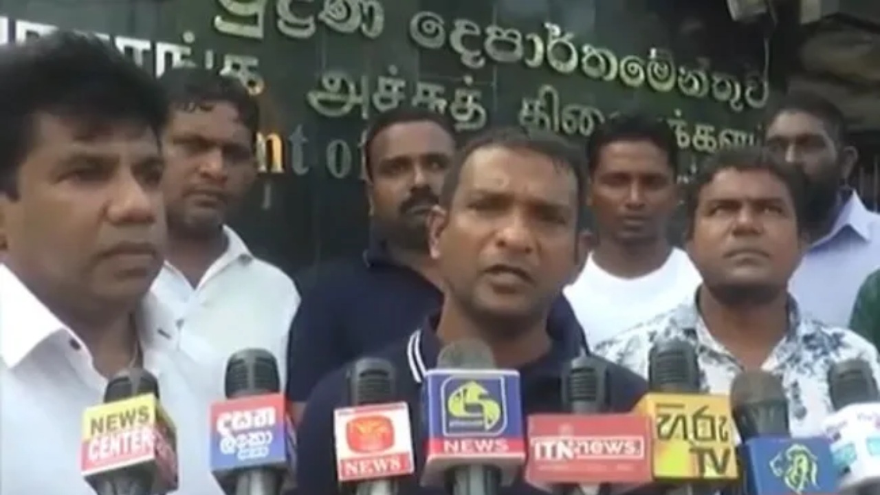 රජයේ මුද්‍රණාලයේ ඡන්ද පත්‍රිකා මුද්‍රණයට බාධා.. වෘත්තීය සමිති රැසක් සංවිධානය…