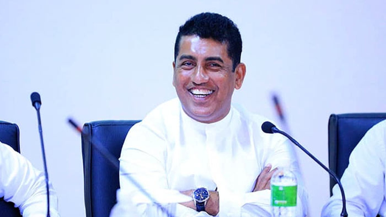 තවම පටන් ගත්තේ නෑ.. එතකන් රංගනයේ යෙදෙන්න.!