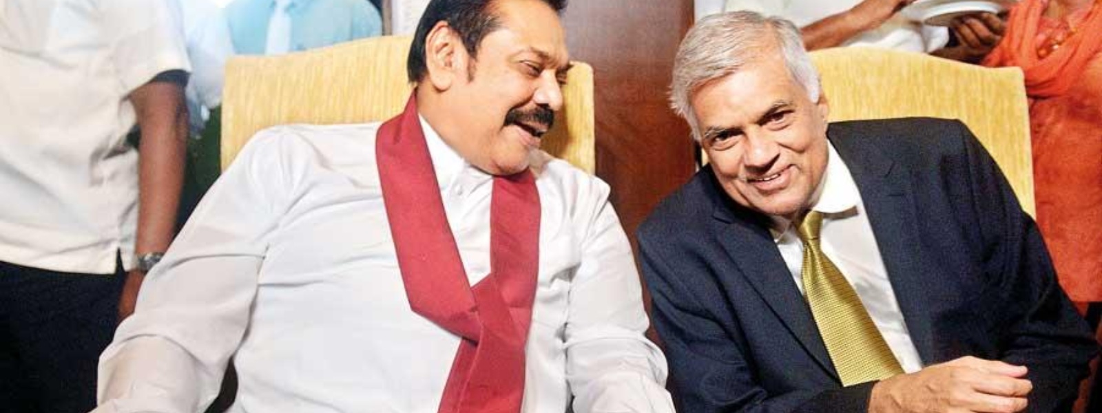 ආණ්ඩුවේ මැති ඇමතිවරු 30 කට අධික පිරිසක් රනිල්ට සහය දෙන…