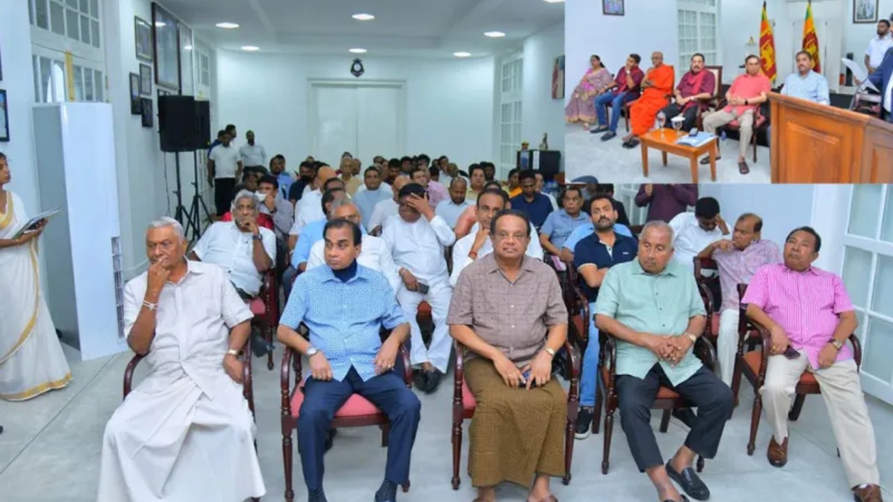 නාමල්, සාගර ඊයේ නාටකයක් පෙන්නලා.. දේශපාලන මණ්ඩලයටත් තග දාලා.!