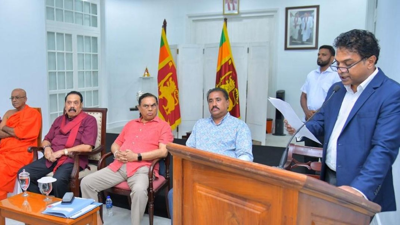 රනිල්ට මන්ත්‍රීවරු 92ක් ඉන්නවා කියපු කතාවේ පොහොට්ටු වාර්තාව එළියට එයි! ඇවිත් හිටියේත්…