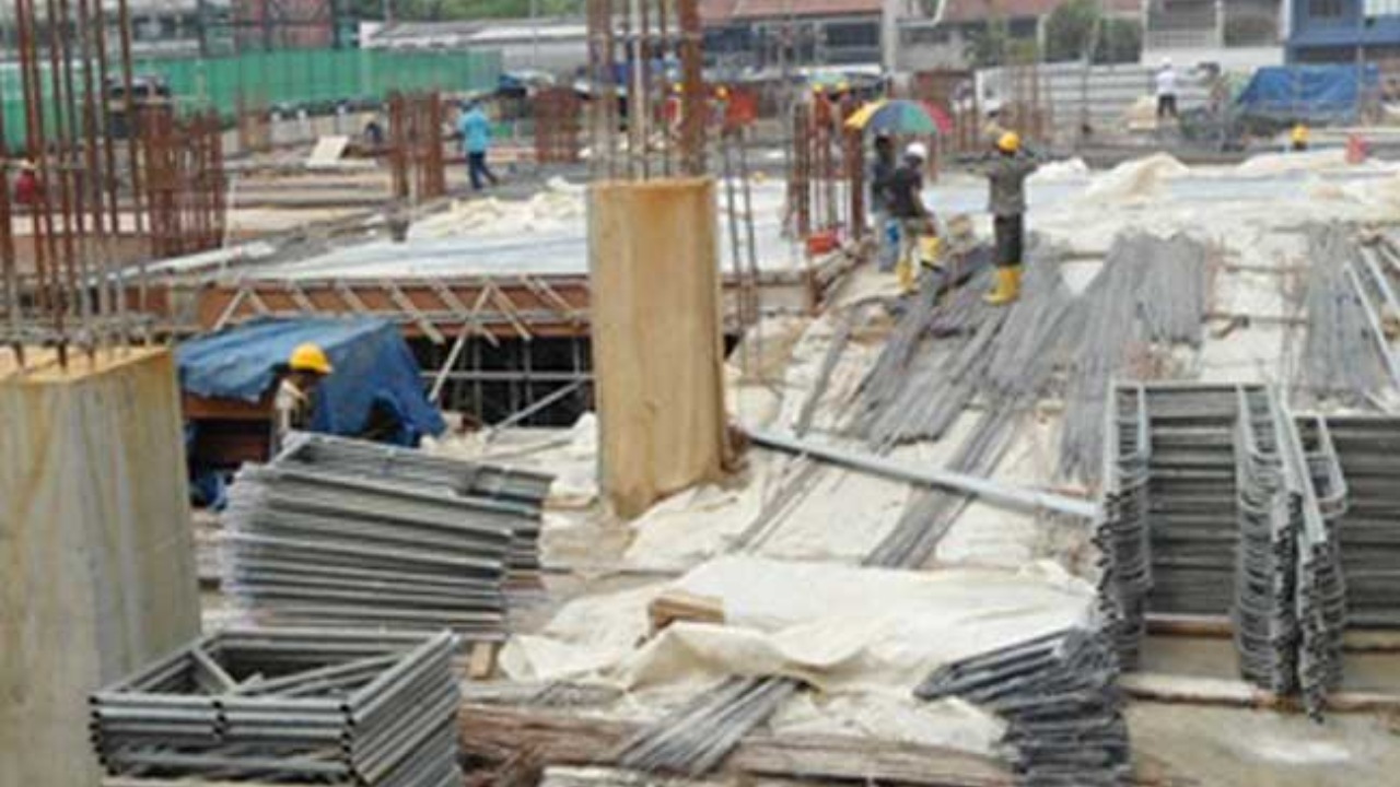 කෝටි ගණනන් වියදම් කළ ව්‍යාපෘති 34ක් කොට උඩ