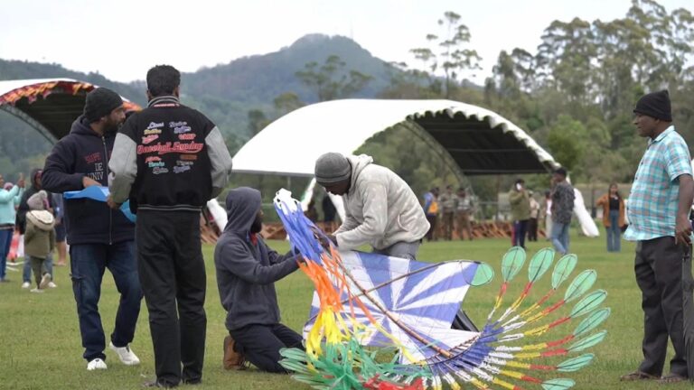 සරුංගල් ගුවන් ගත කර විදුලිය නිපදවීම අරඹයි