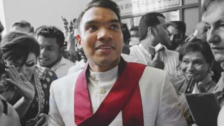 නාමල් අද සිට දෙපතුල ලගට එයි