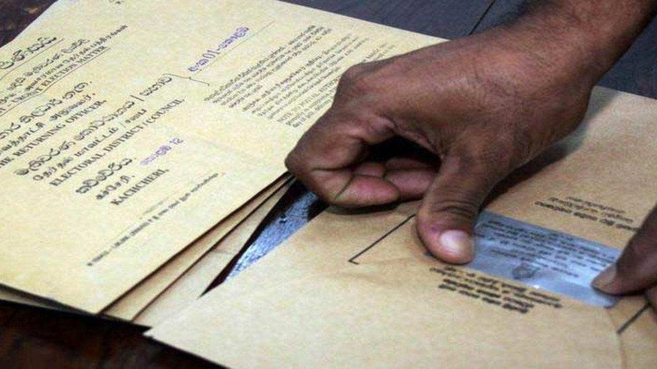 තැපැල් ඡන්ද අයදුම්පත් භාරගැනීම අදින් අවසන්