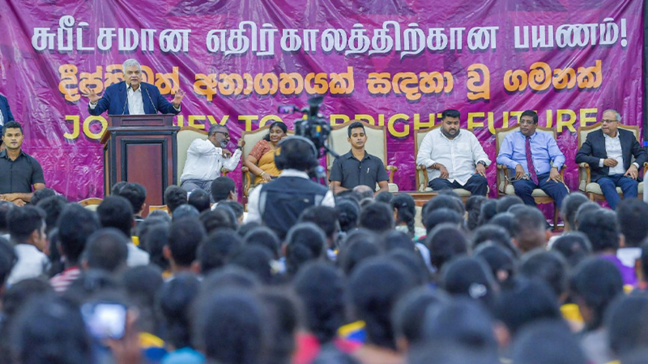 තරුණ තරුණියන්ට රැකියා ලබාදීමේ වැඩපිළිවෙළ ලබන වසරේ සිට අරඹනවා