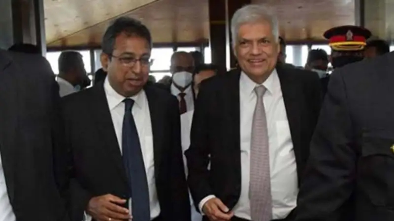 “මාව දේශපාලනයට ගෙනාවේ රනිල්” – හර්ෂ