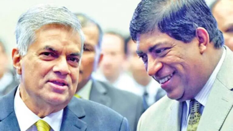 මහ බැංකු බෝලෙට රවීගෙන් පාස් එකක්.. ඩෑෂ් එක රනිල්ට.!