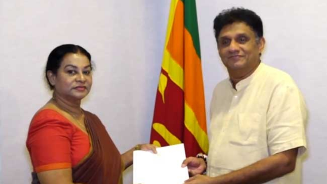 ලොකු තනතුරක් සමඟ ජැක්සන් ඇන්තනීගේ බිරිඳ සජිත් ලඟට