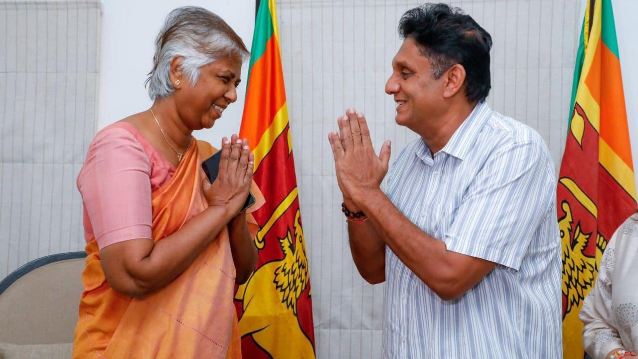 සුදර්ශනී පොහොට්ටුව අතහැර සජිත්ට එක්වෙයි.!