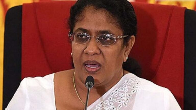 රැල්ලට රැවටී තවත් ගෝඨෙකුට හසුවෙන්න එපා.. මේ නායකයන් පුහුණු කරන අත්හදා බලන වෙලාවක් නෙමෙයි…! – තලතා 