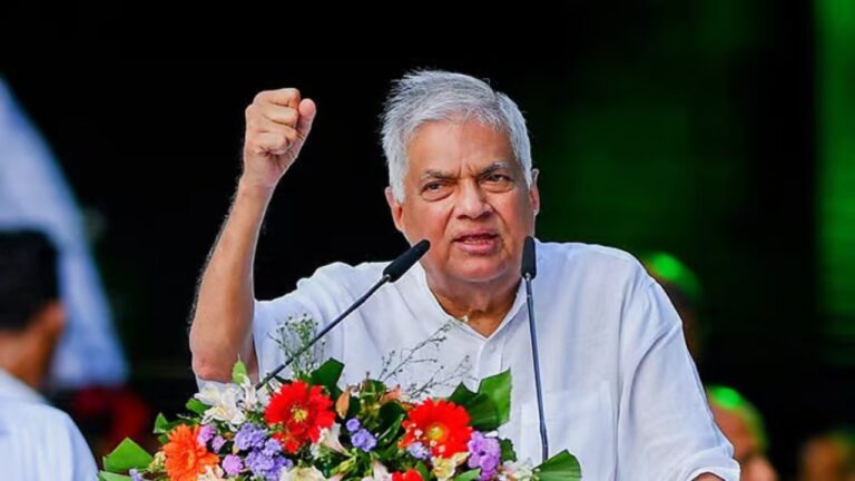 කොළඹ බලය අල්ලන සටන රනිල් අතට ගනී…!