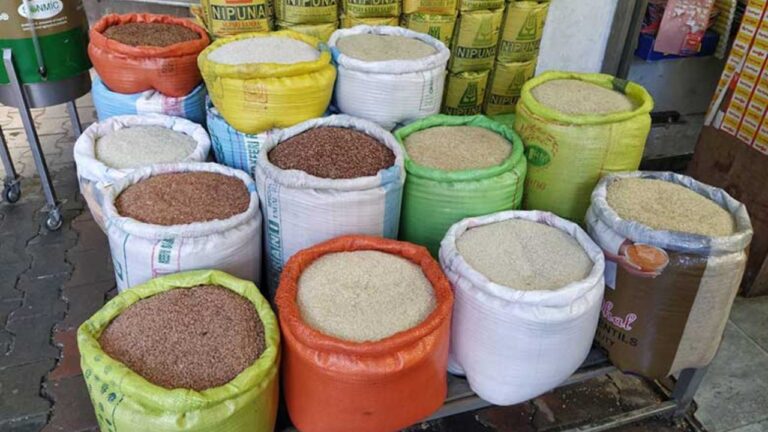 ජනතාව සූරා කන්න සහල් ආනයනකරුවෝත් ලක ලෑස්ති වෙයි.. රජයට කොන්දේසි.!