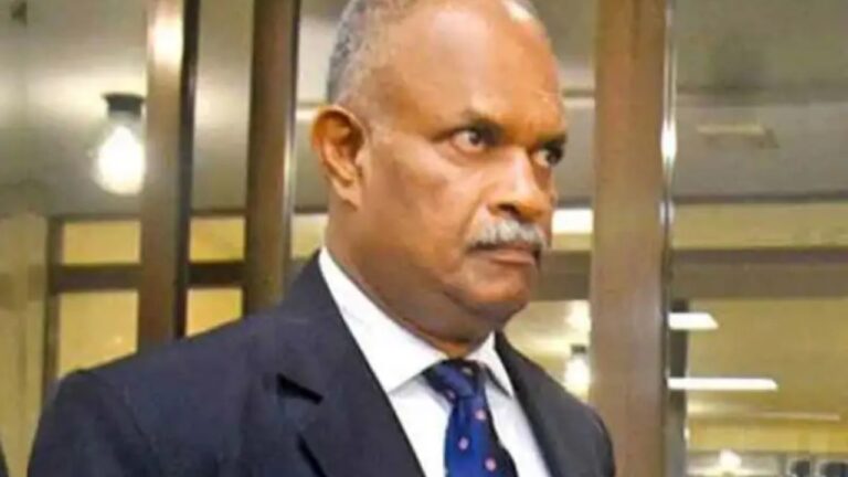 ශානිට අලුත් කොන්ත්‍රාත්තුවක්.!