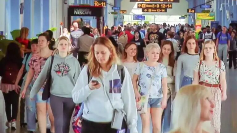 වීසා නැතිව ඉන්න සංචාරකයින් සොයා මෙහෙයුම් අරඹයි.!