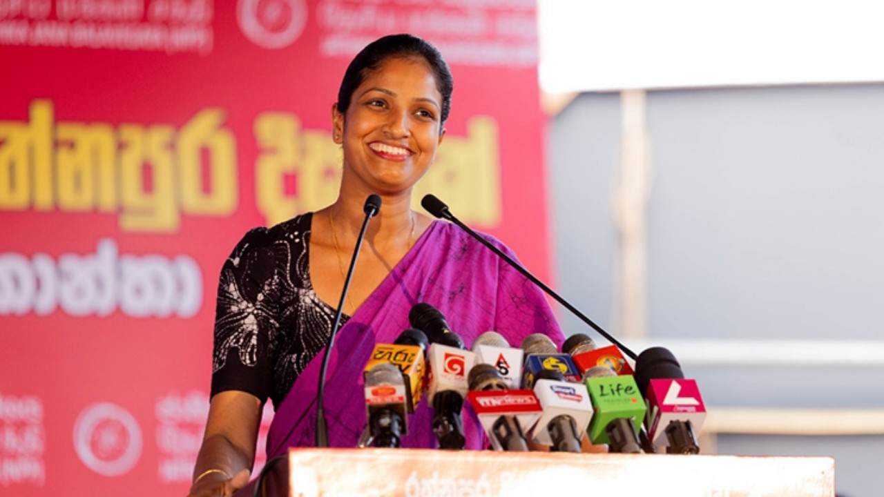 ‘විසිදහකට රූම් ගියා’ කිවුවාට කොට්ටහච්චි CID යයි.. අනියම් ප‍්‍රාඩෝව නොව…