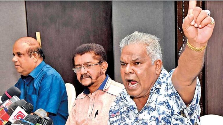 ඩඩ්ලි පෙරමුණ ගනී.!