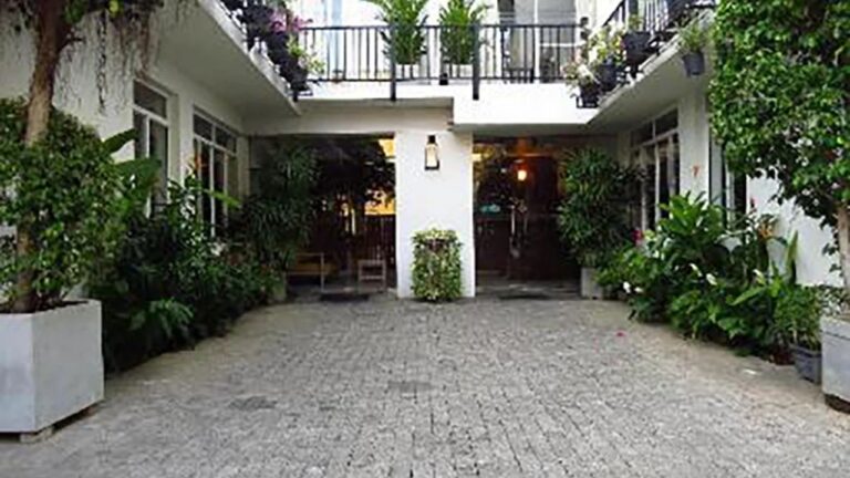 ඇමති බංගලා විනිසුරුවන්ට ඉල්ලයි.