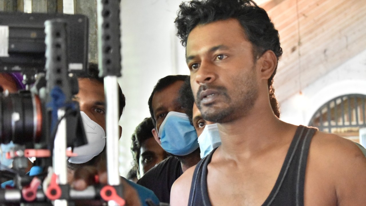 උසාවිය ඇතුළේ මිනී මැරුවේ පළවෙනි වතාවට නෙමෙයි…ඩිජිටල් හැඳුනුම්පත තිබුණා නම්…
