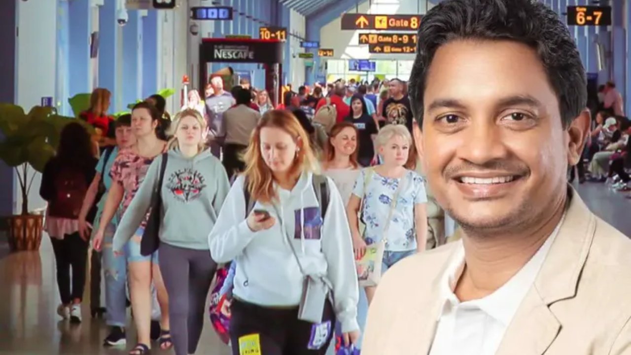 කටුනායකින් බහින සුද්දොන්ට ලොවෙත් නැති අත්දැකීමක්.!